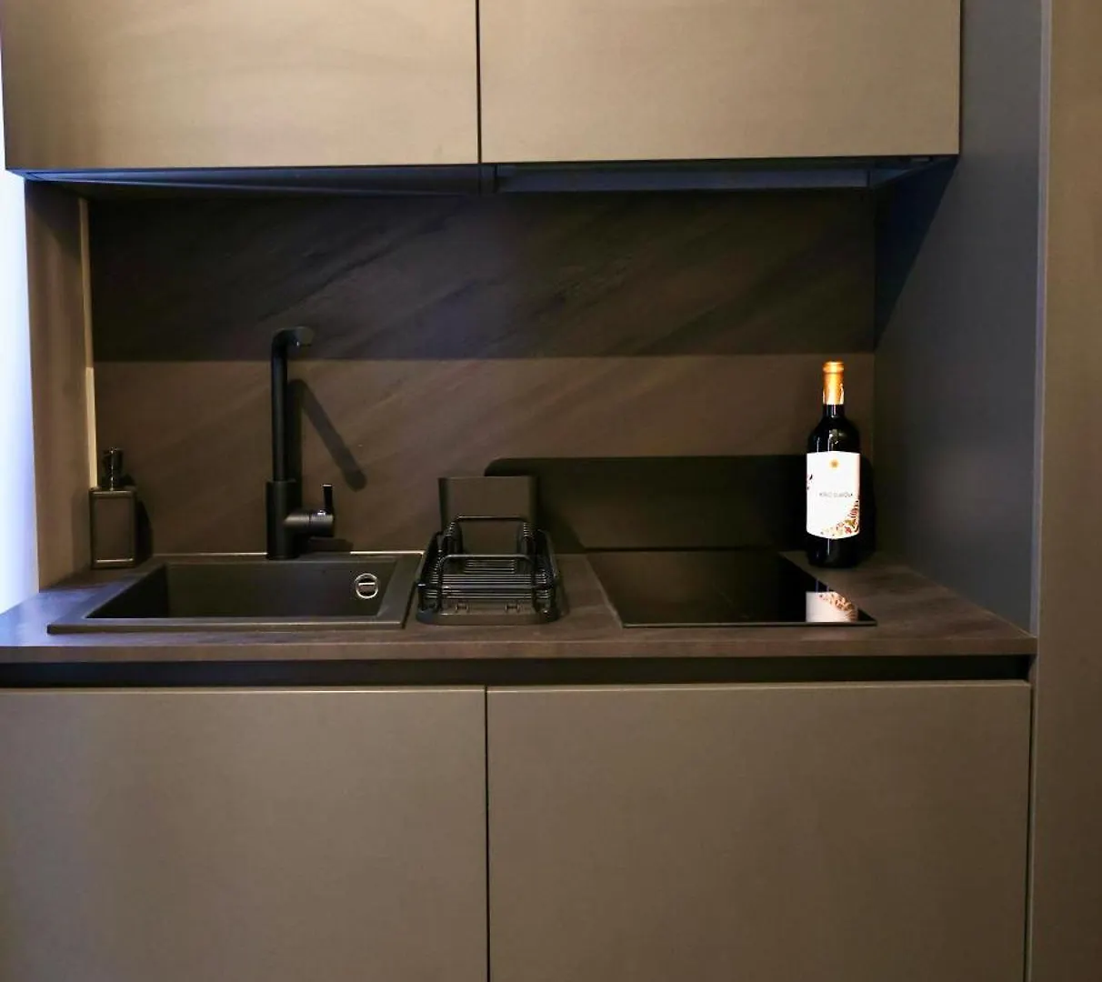 Le Nid Luxury Suite كاتانيا